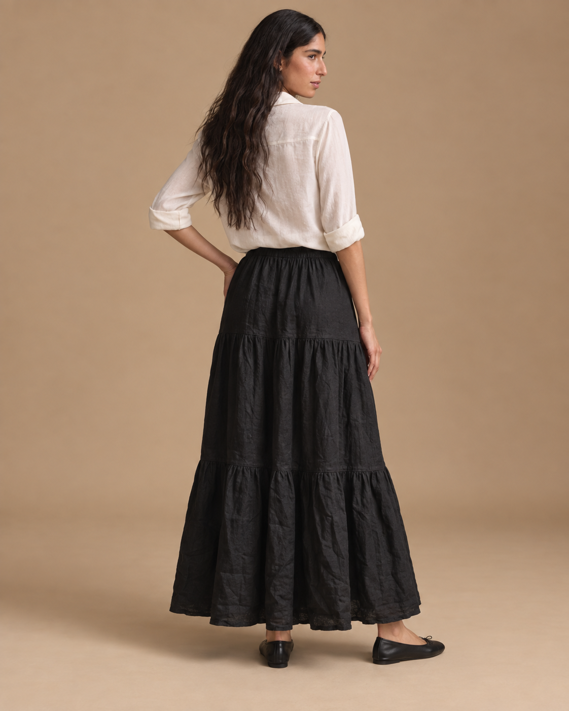 Falda Marea RAIZO 100% lino color Negro, vista posterior