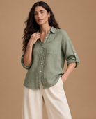 Blusa Hebra RAIZO 100% lino color Verde Salvia, detalle de calce y manga regulable