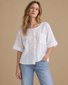 Blusa Orilla RAIZO en lino color Blanco Natural, vista frontal