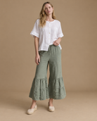 Pantalón Cauce RAIZO en lino color Verde Salvia, vista frontal